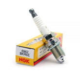 شمع موتور پراید/ پژو 405 / پارس / سمند تک پلاتین برند NGK پایه کوتاه استاندارد کد 6962 - (4 عددی)